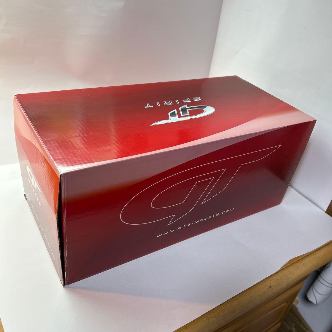 1/18 GTS ベントレーダーボー（ホォレストグリーン）