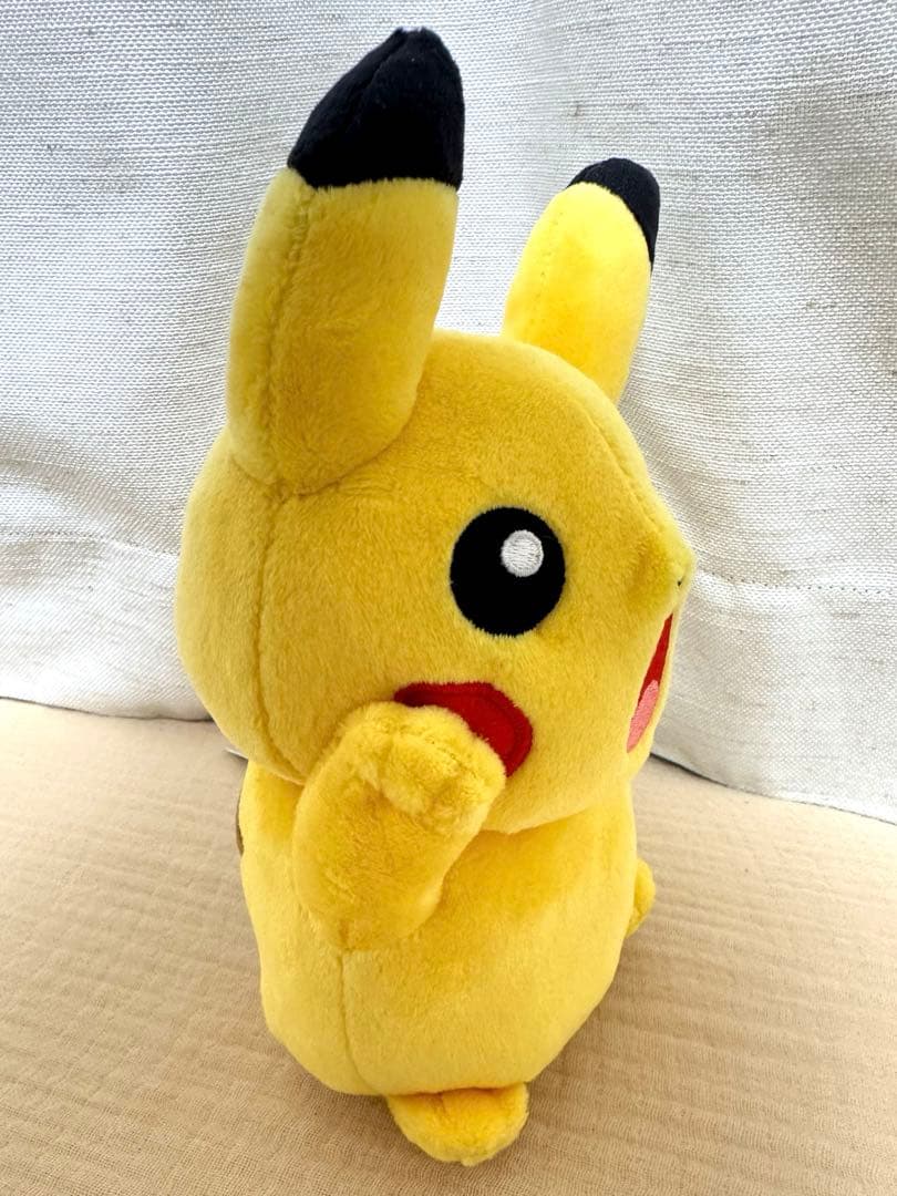 ムンク展 ピカチュウ 叫び ぬいぐるみ