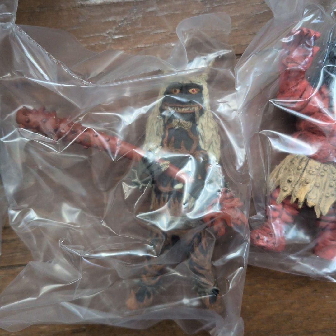 S*o様 HG原色　ウルトラ怪獣大百科　その3 鬼スペシャル