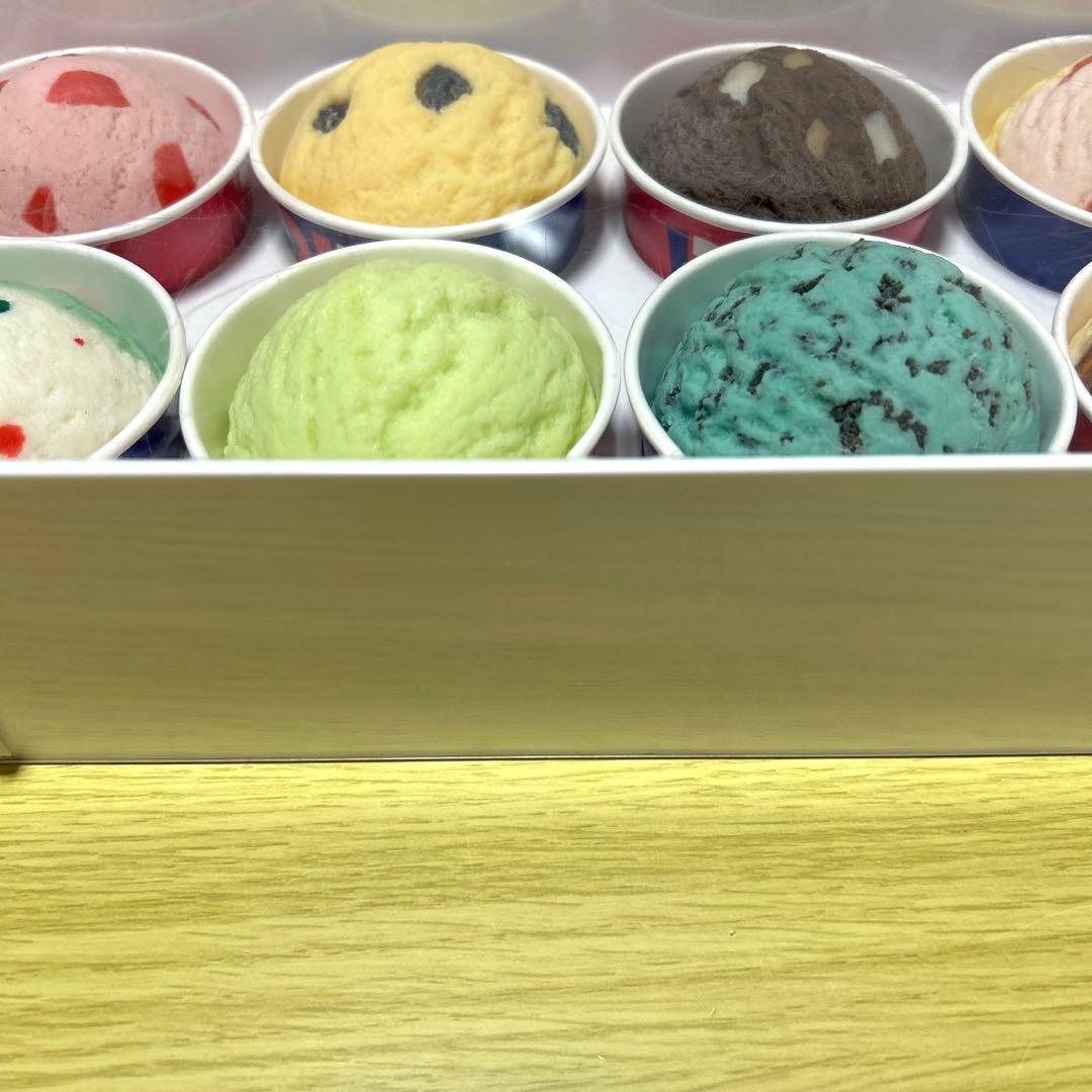 ちな ！ 非売品 食品サンプル　アイスクリーム8個ボックス入り