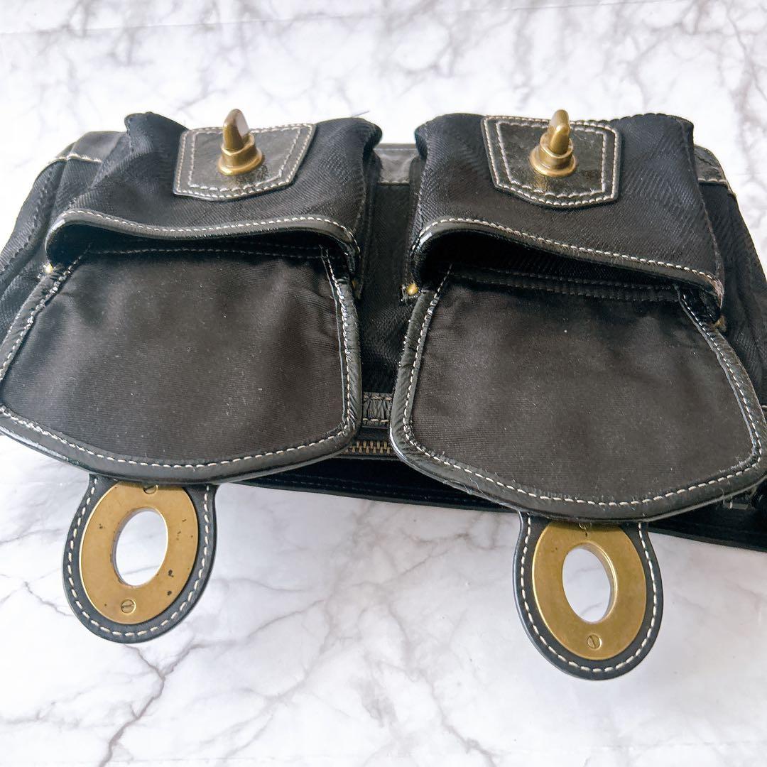 COACH シグネチャー ハンプトンズ マルチポケット ショルダーバッグ 黒