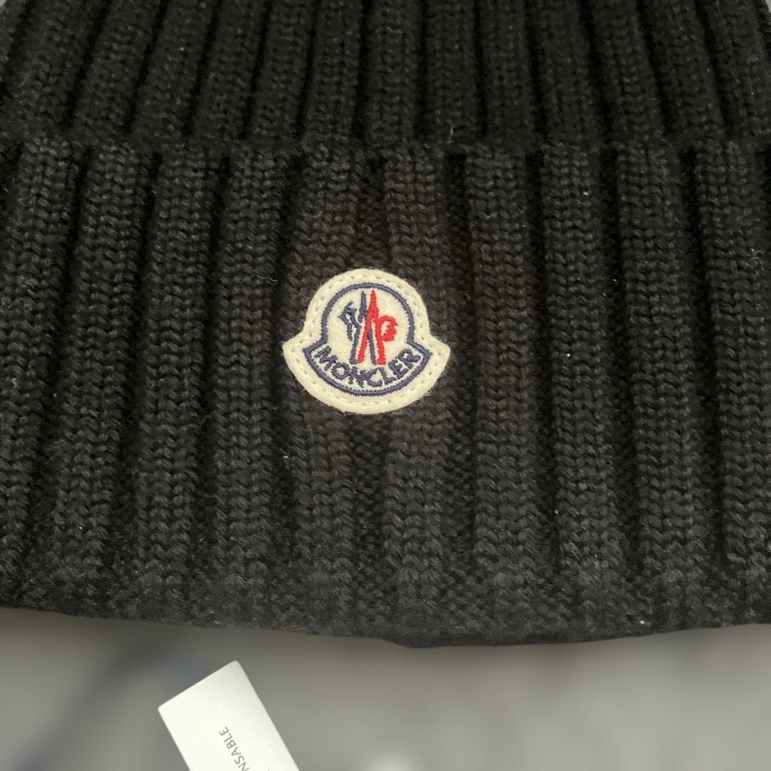 MONCLER ニット帽　黒　美品