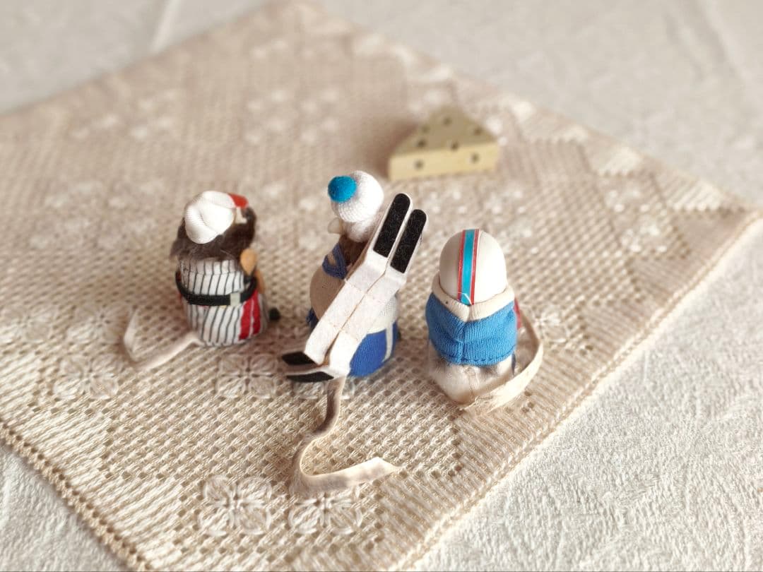 * vintage figure ❀ふんわり可愛い ラグビー選手の ネズミくん