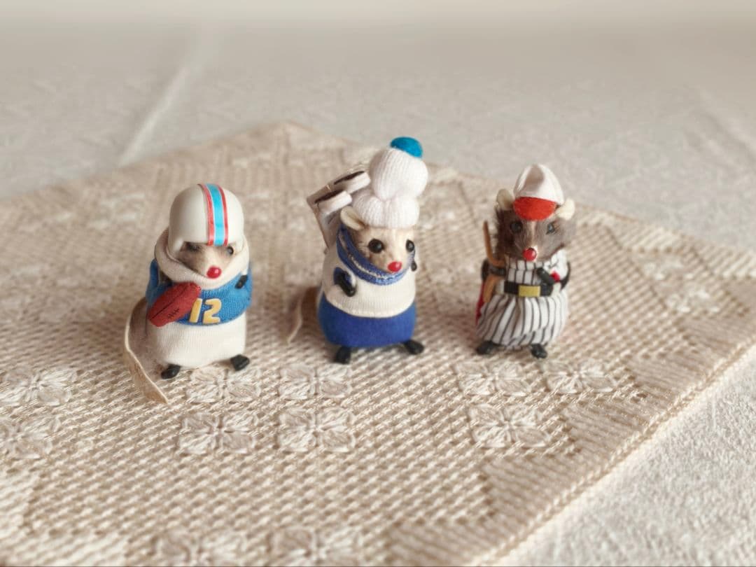 * vintage figure ❀ふんわり可愛い ラグビー選手の ネズミくん