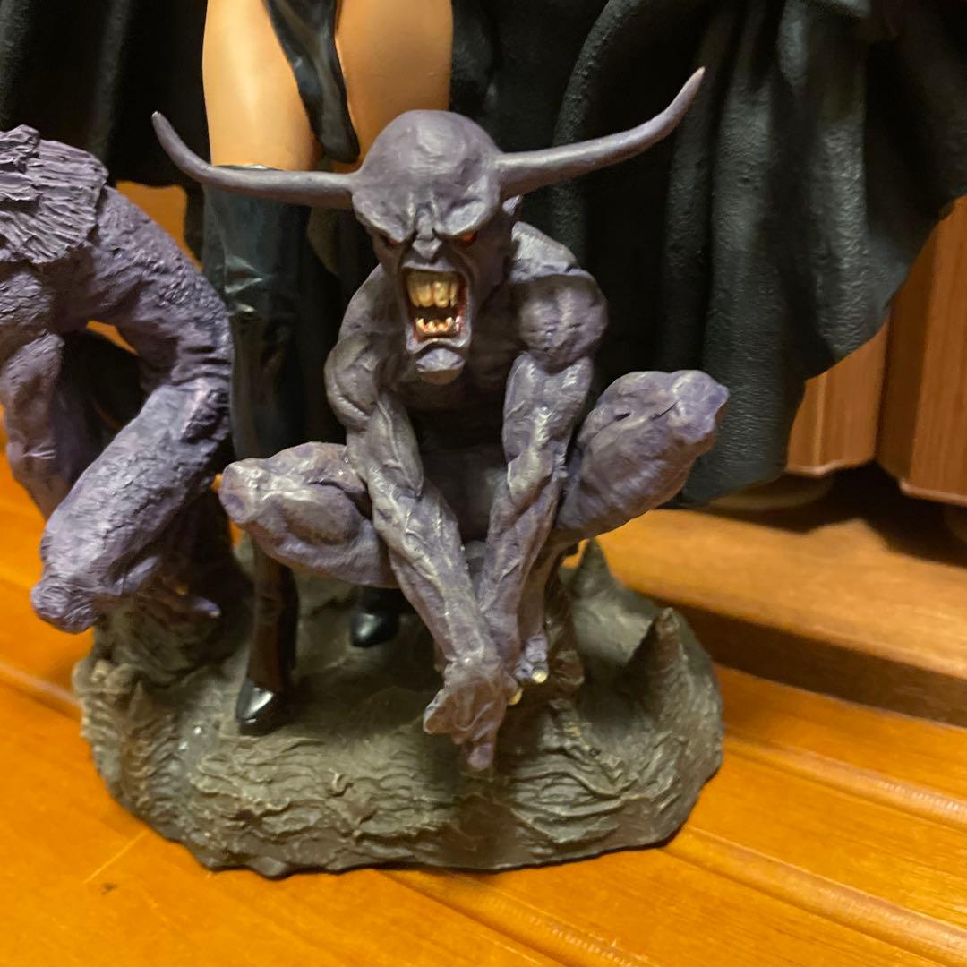 600体限定　ゴブリンクイーン　スタチュー　フィギュア　激レア　バットマン