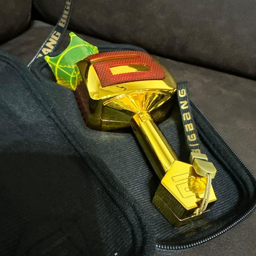 美品 BIGBANG 10周年限定 ペンライト ケース付