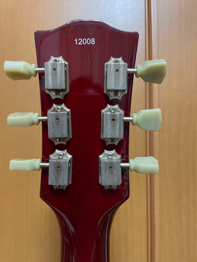 再再値下げバッカス　レスポールタイプ　EMG-HZ トレモロユニット搭載