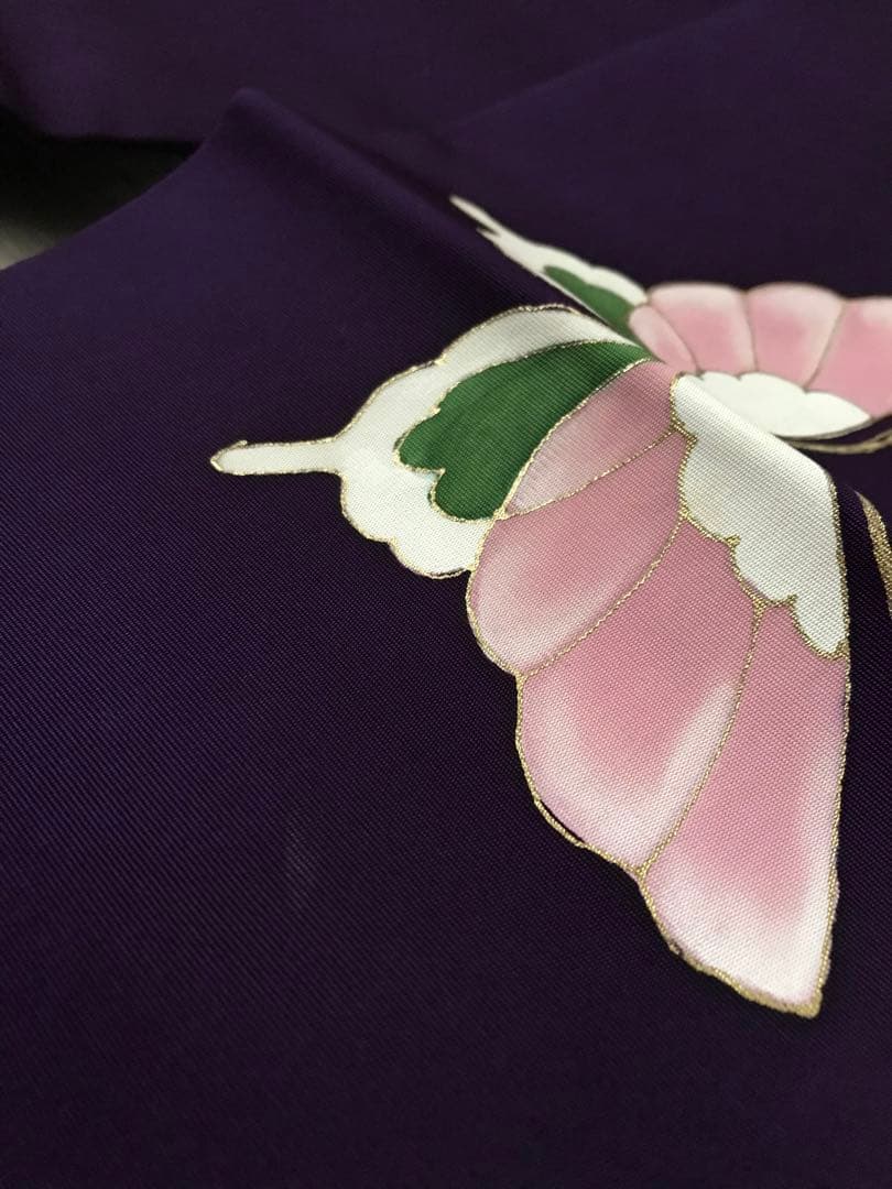 上質な塩瀬　蝶々の名古屋帯　正絹　濃い紫の地　手描き