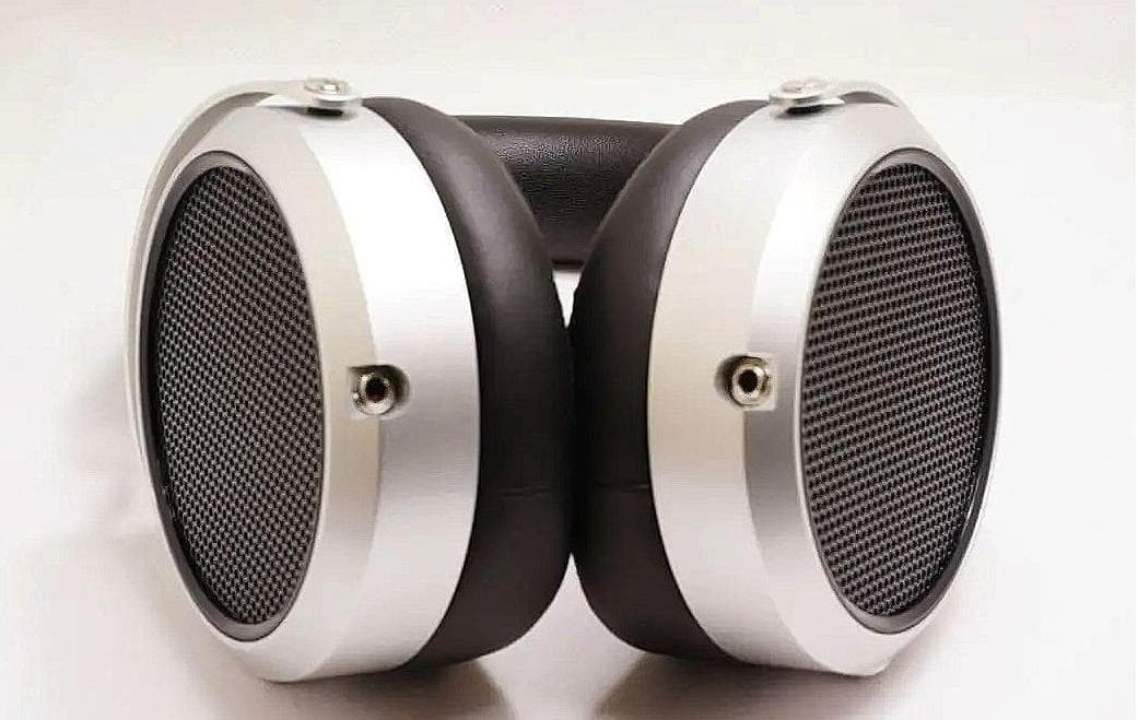 新品未開封品 HIFIMAN HE400se 平面磁界駆動型ヘッドホン