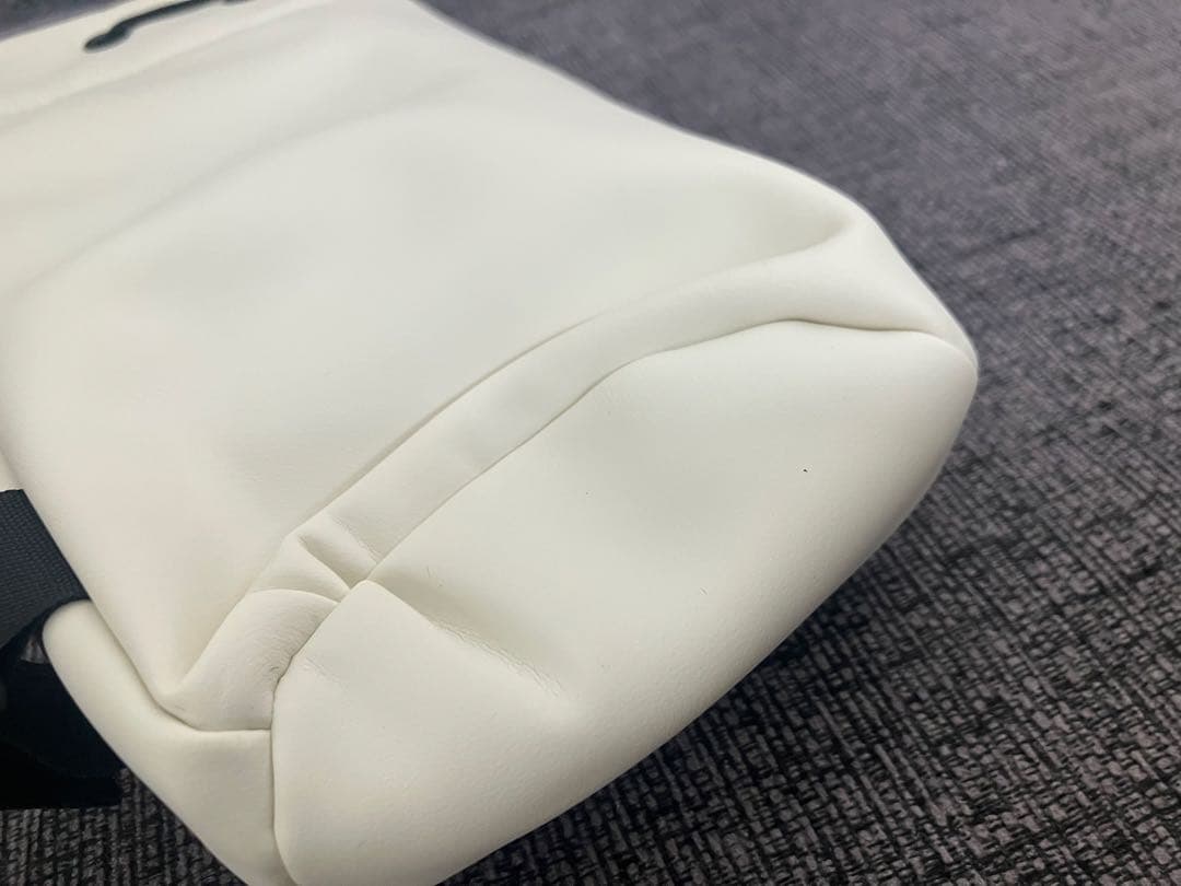 新品　人気アイボリーホワイト　フロントボード＆ドリンクホルダー　DOME