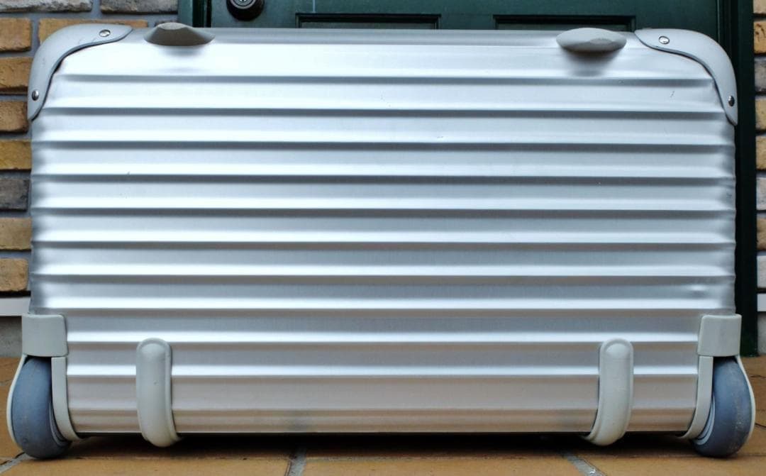 リモワ 985.51『ポルシェ』特別仕様 2輪TSAパイロット特大56L 激レア