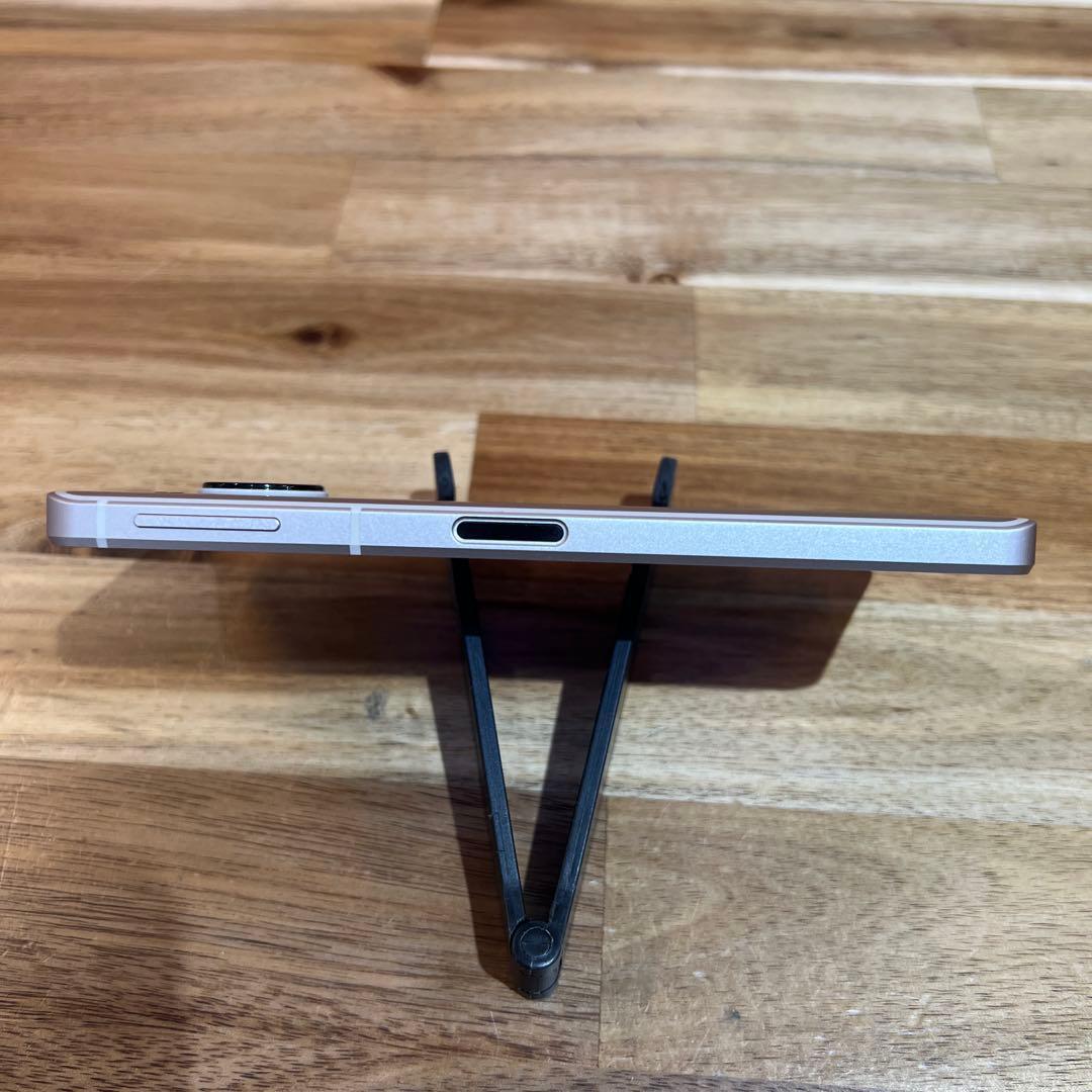 C827 au SIMフリー AQUOS sense8 SHG11