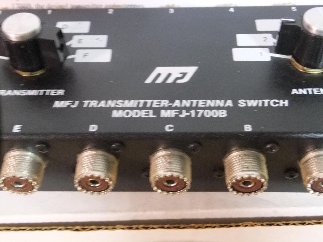 ☆しん　MFJ　６回路　同軸切替器　MFJ-1700B（現状渡し）☆