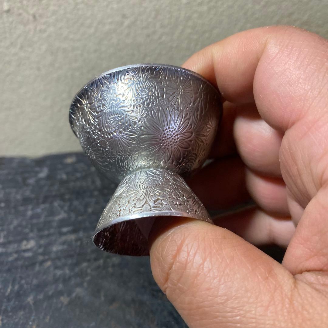純銀製 花模様 盃 共箱木箱付き　52g