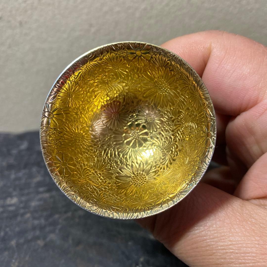 純銀製 花模様 盃 共箱木箱付き　52g