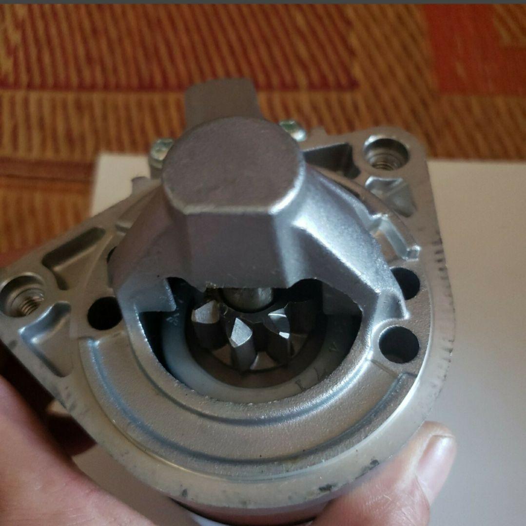 スズキ　新品セルモーター31100-75F02