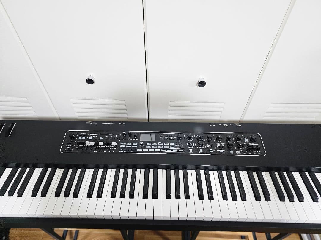 【引取のみ大阪】ヤマハ CK88 88鍵キーボードとおまけのMK3箱と説書無