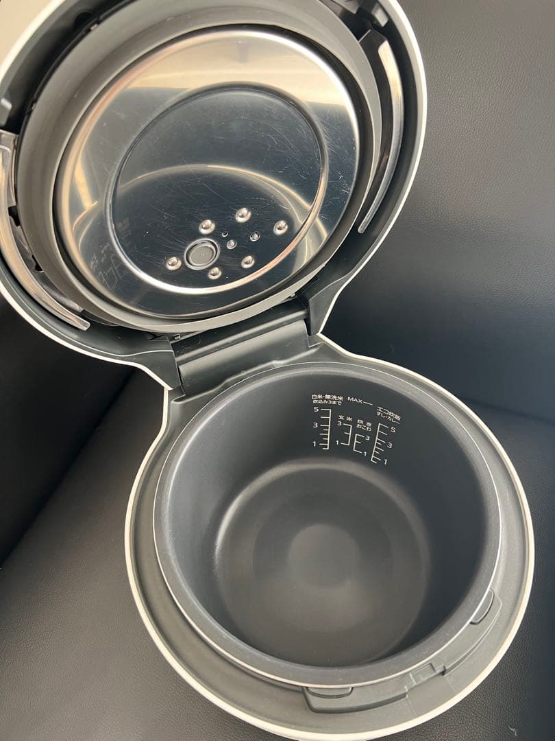 美品パナソニック炊飯器圧力IH5合 SR-R10B 【R8年2月までの保証書付】