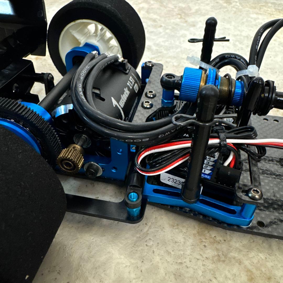 タミヤ TRF104 シャーシ(組立メカ搭載済み)