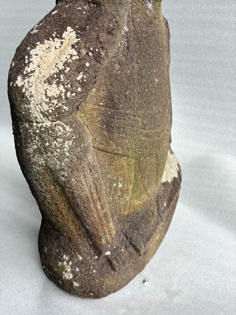 石仏　如意輪観音様　時代物　仏教美術　高さ約53㎝