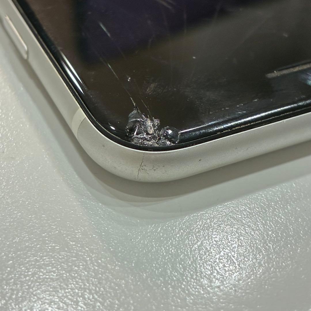 Apple iPhone SE (第2世代) (ホワイト)64GB SIMフリー