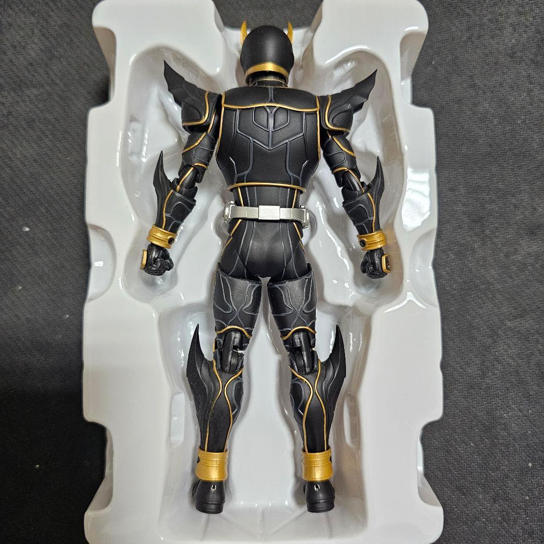 仮面ライダークウガ S.H.Figuarts 真骨彫セット