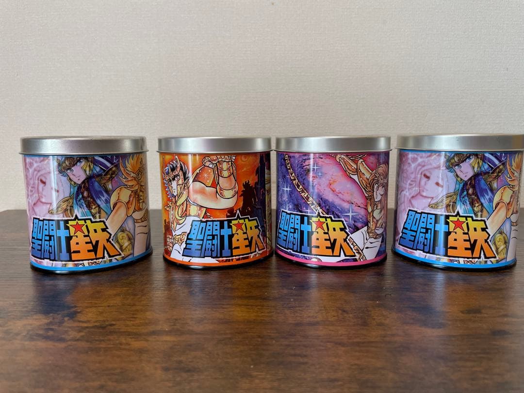 希少品　4点セット　丸型缶灰皿　聖闘士星矢　はいざら　SAINT SEIYA