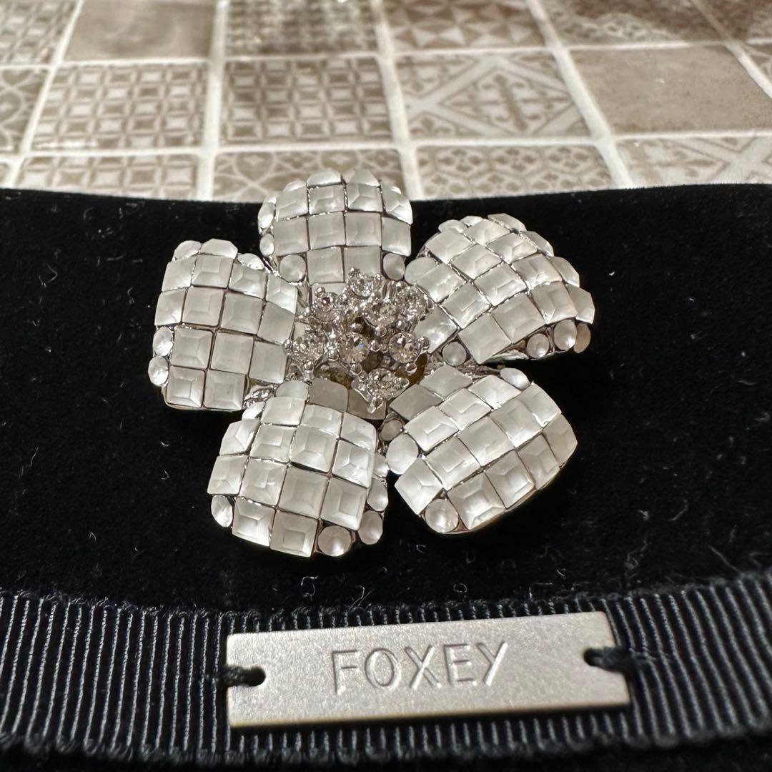 FOXEY フォクシー ⭐︎ BROOCH \"FLEUR\" 定番ブローチ