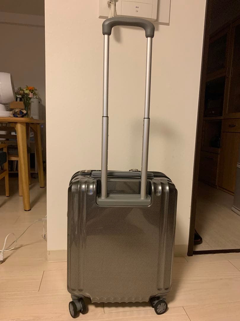 新品　ace スーツケース