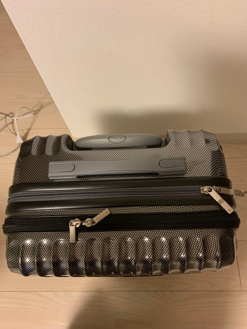 新品　ace スーツケース