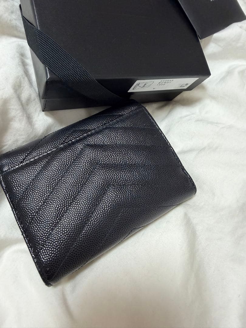 SAINT LAURENT ブラック三つ折り財布