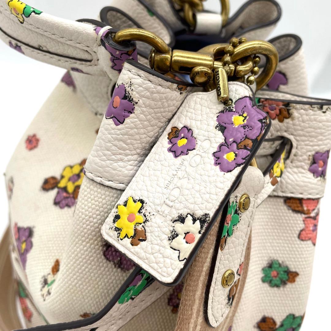 【美品】コーチ　フローラル　2way バッグ　巾着　チャーム　ゴールド金具