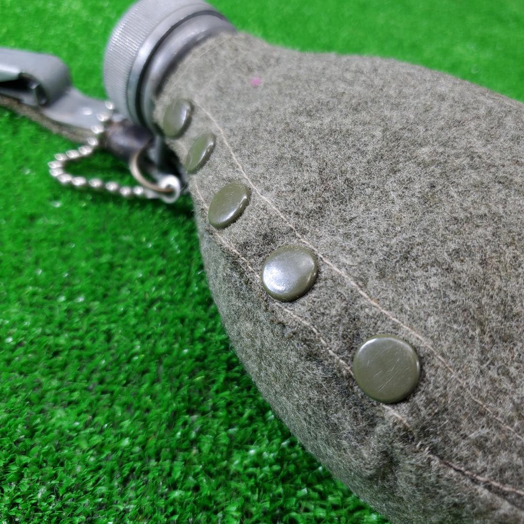 ミリタリー放出品 3点 M9A1 ガスマスク缶 水筒 マガジンポーチ