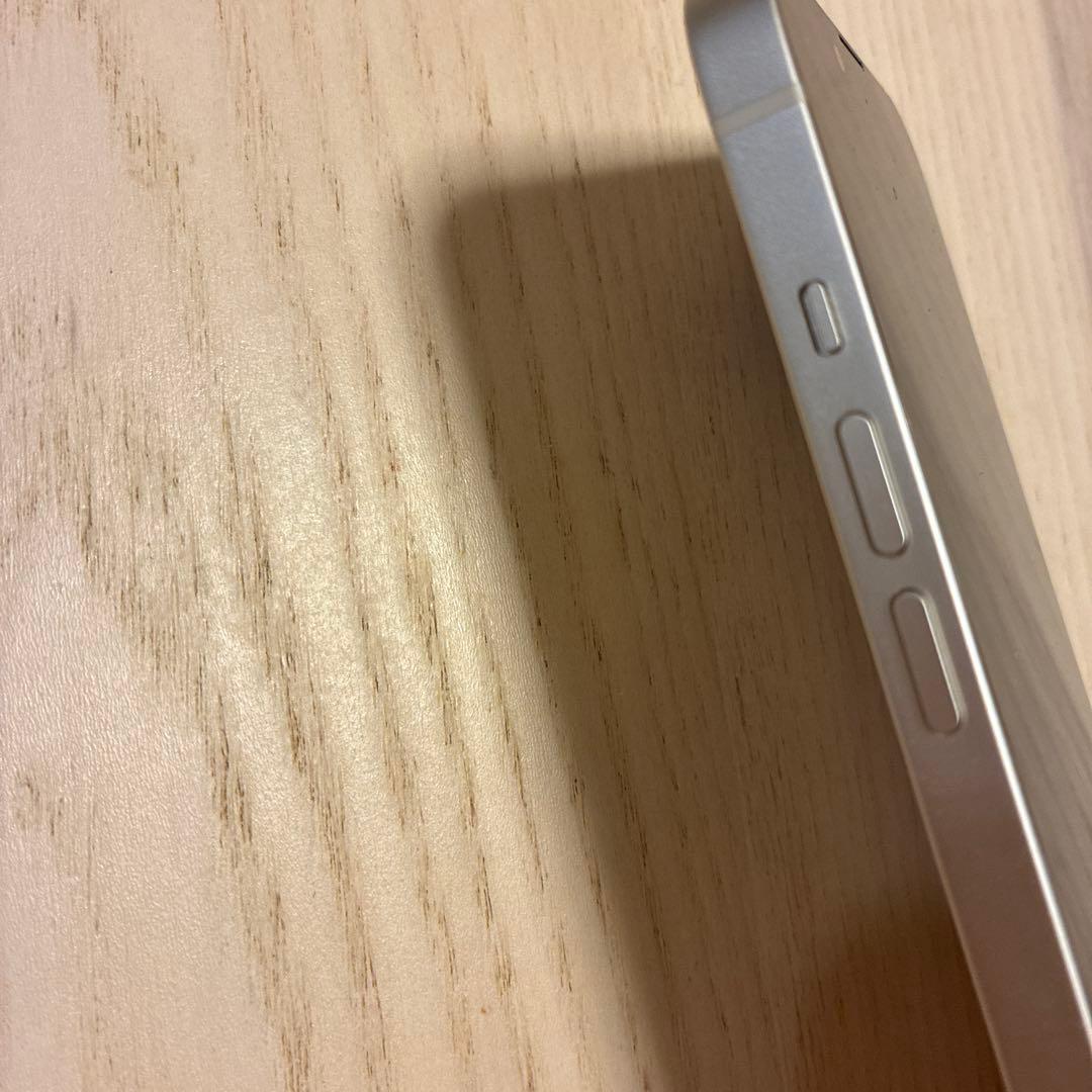 iPhone13 128gb SIMフリー　バッテリー84%