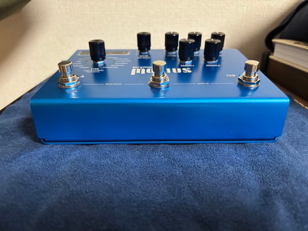 ギター strymon Mobius
