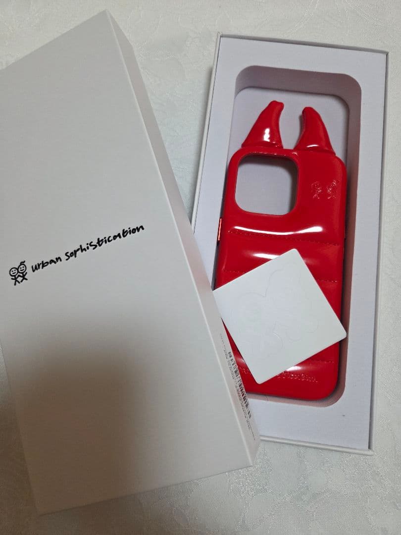 Urban Sophistication 赤いiPhoneケース