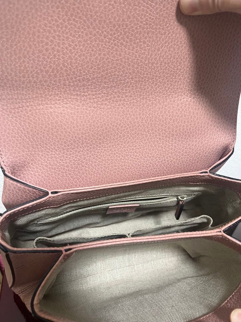 GUCCI ピンクレザー ハンドバッグ