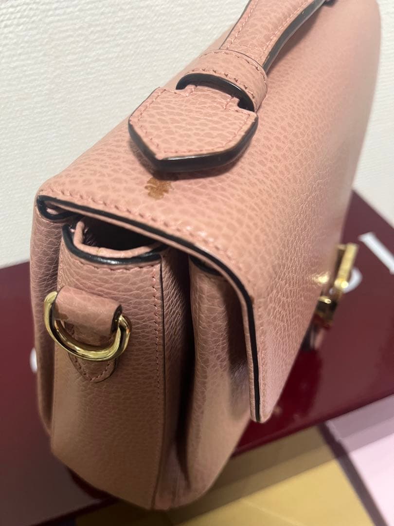 GUCCI ピンクレザー ハンドバッグ