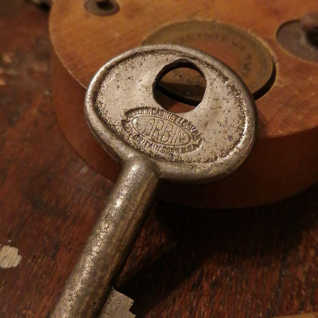 米国製アンティーク キー16本&ナンバー タグ&ナスカン&キーリングのセット☆鍵