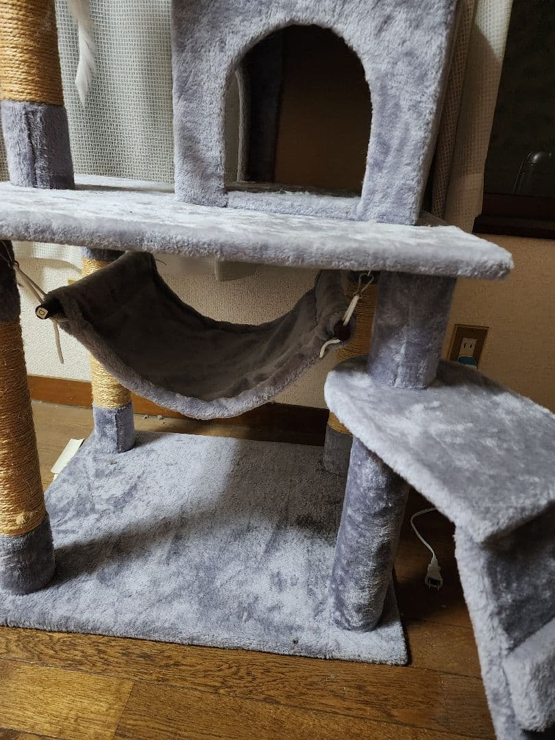 グレー 据え置き型キャットタワー ハンモック付き