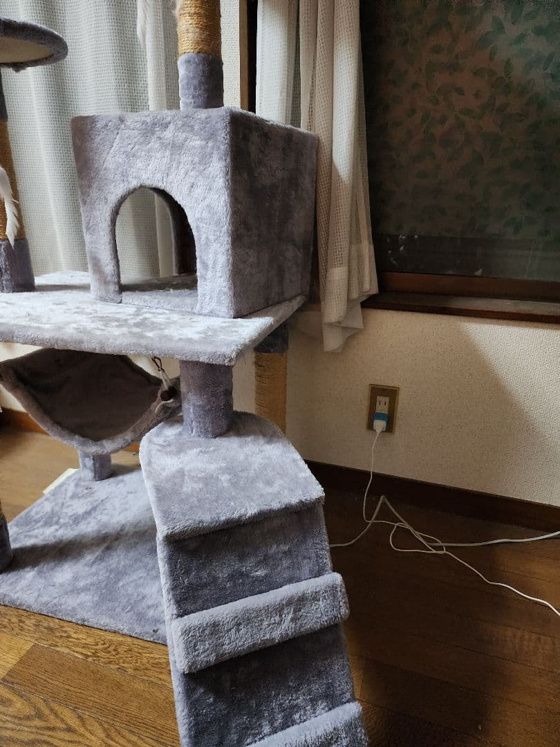 グレー 据え置き型キャットタワー ハンモック付き