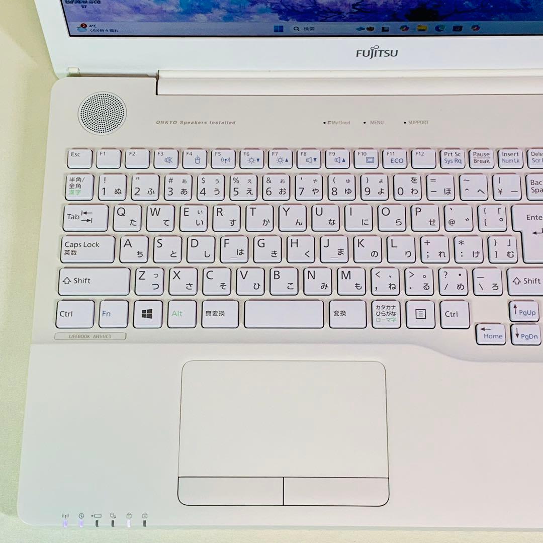 Core i7✨SSD1TB✨16GB✨カメラ✨富士通✨オフィス✨ノートパソコン