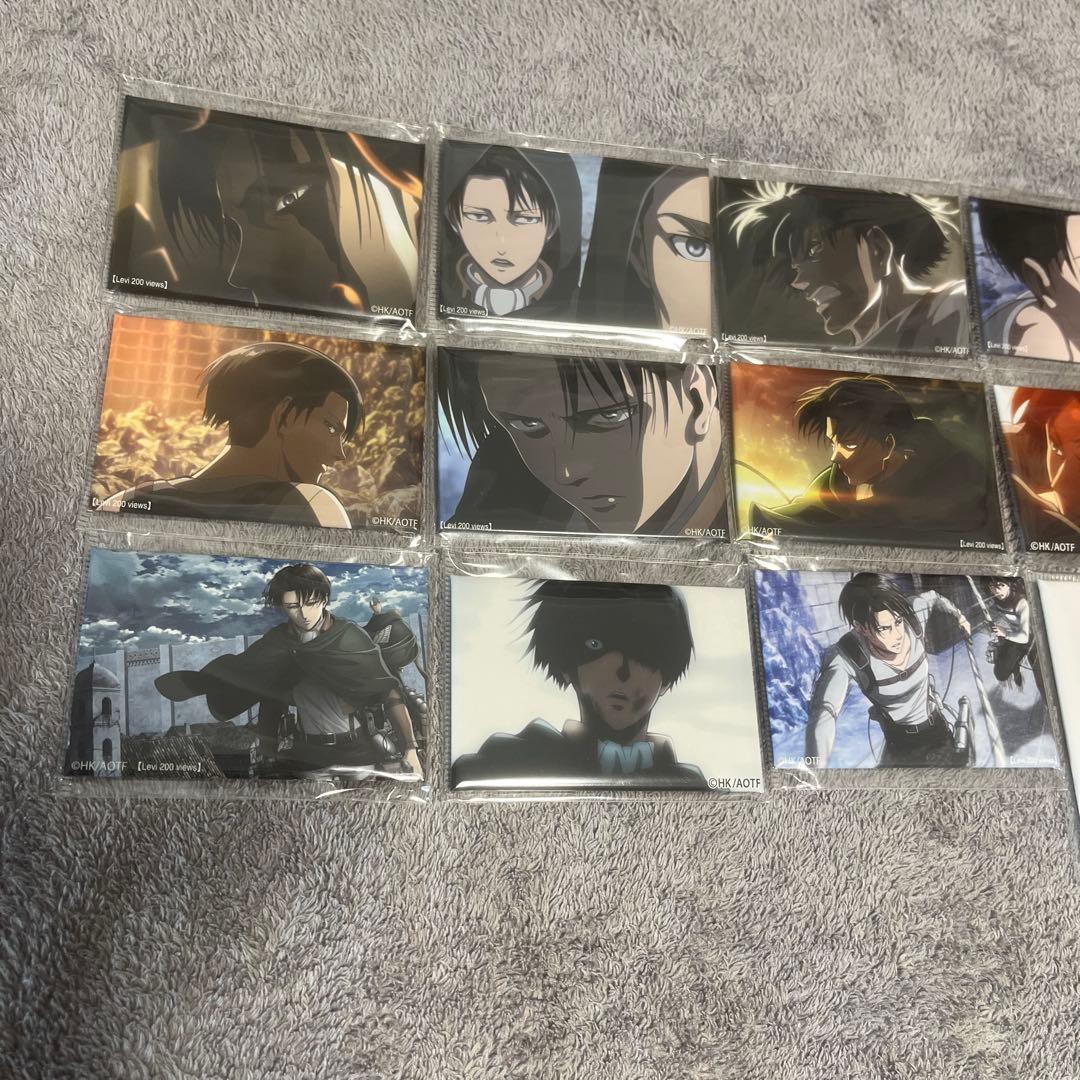 新品 進撃の巨人 リヴァイ リヴァイ二百景 缶バッジ 30点セット