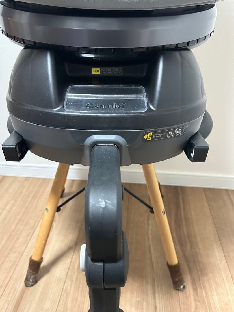 Combi クルムーヴ スマート Light ISOFIX エッグショックJM