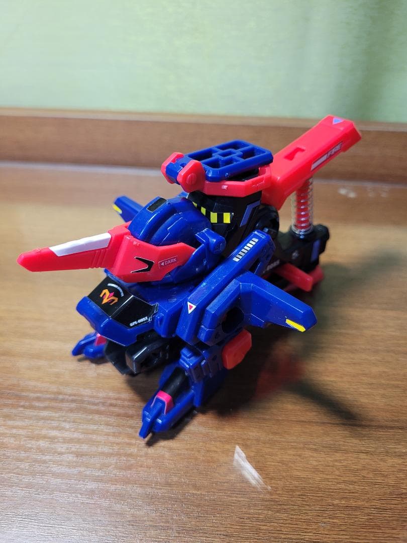 ビーダマンスティンガースコアとスマッシュトリガーコア