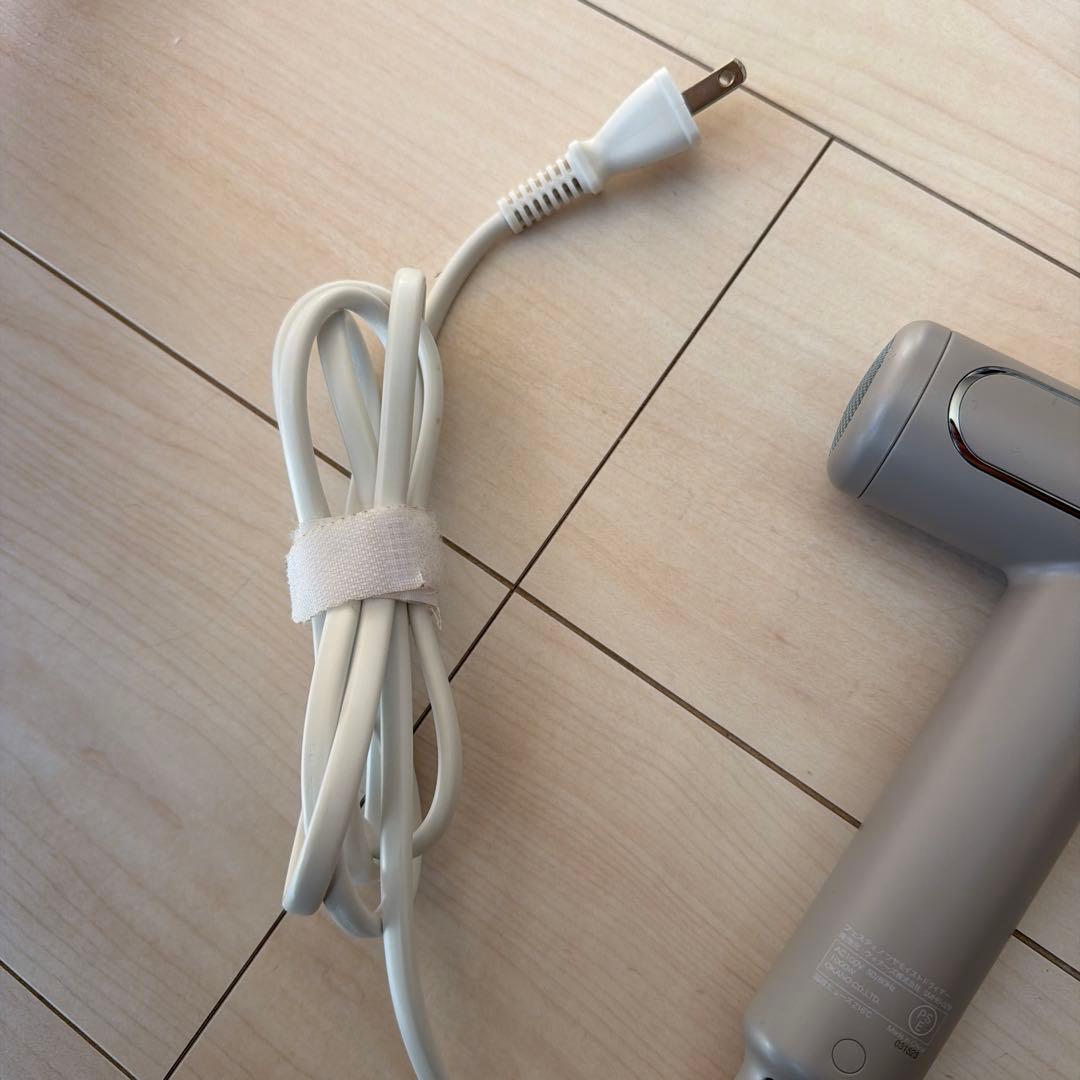 FESTINO ヘアドライヤー グレー 収納袋付き