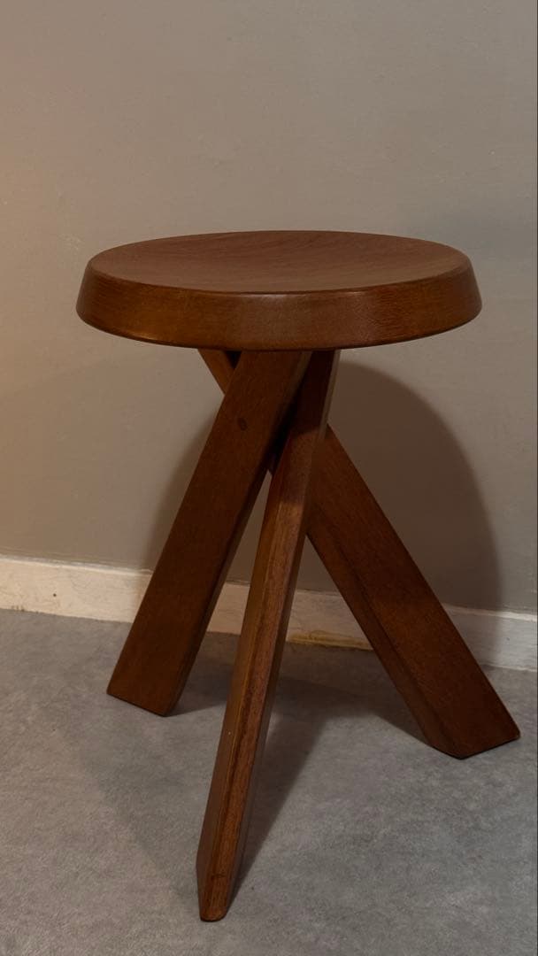 早い者勝ち　ピエールシャポー　シャルロットペリアン　スツール　捻じ脚型