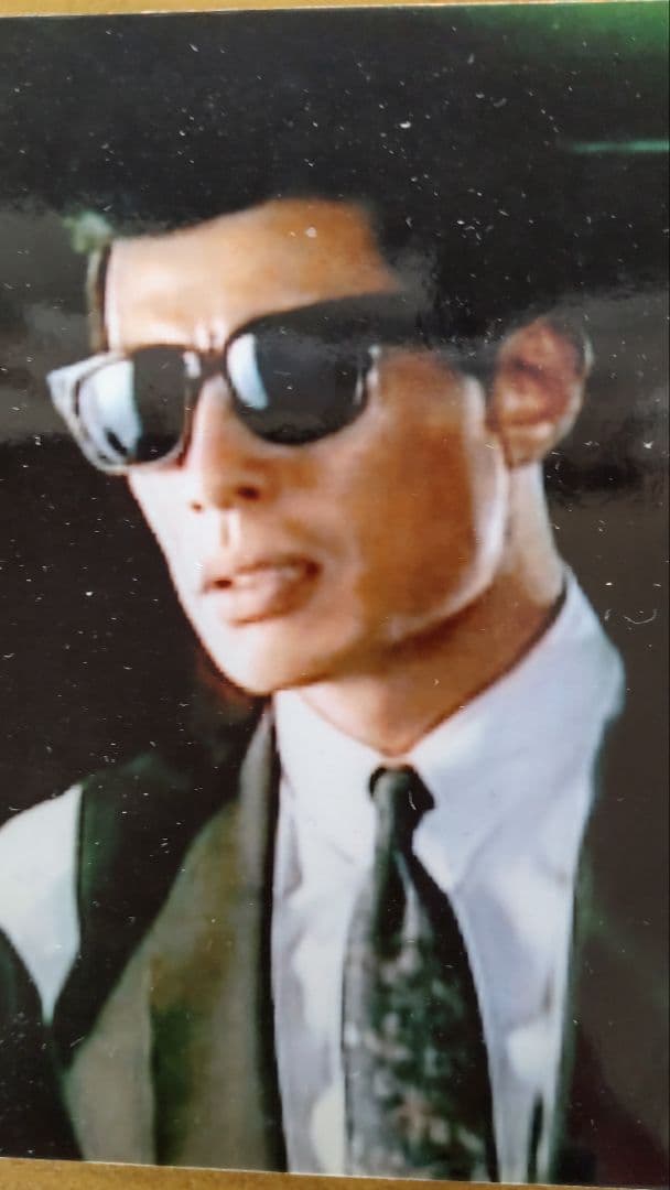 舘ひろしあぶない刑事ドラマ着用サングラス