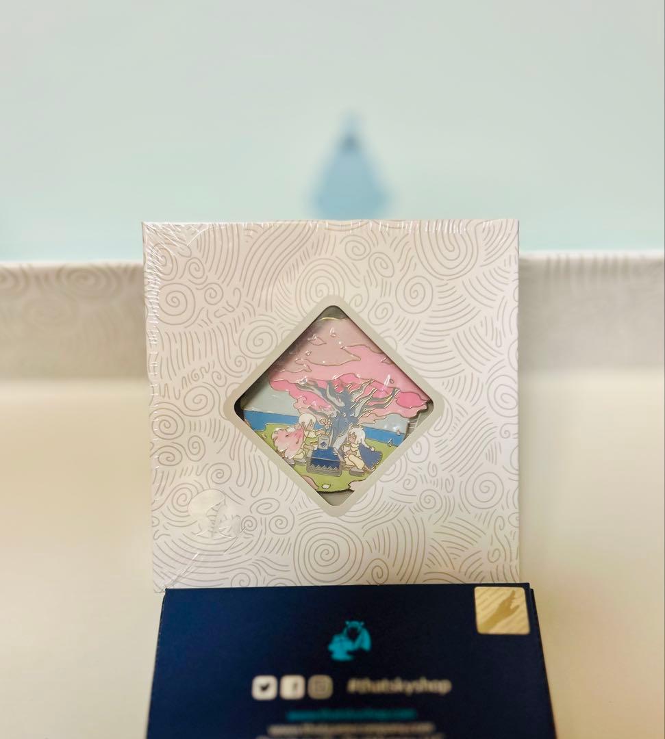 H*g様 Sky星を紡ぐ子どもたち 花笑むティーセット ピンバッジ