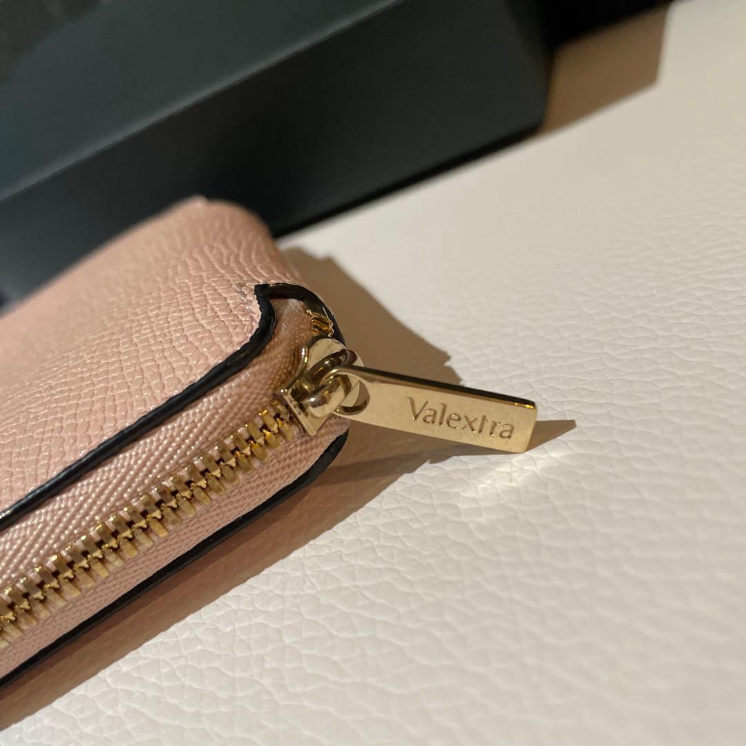 ヴァレクストラ　ラウンドジップ ミニウォレット　ペオニア